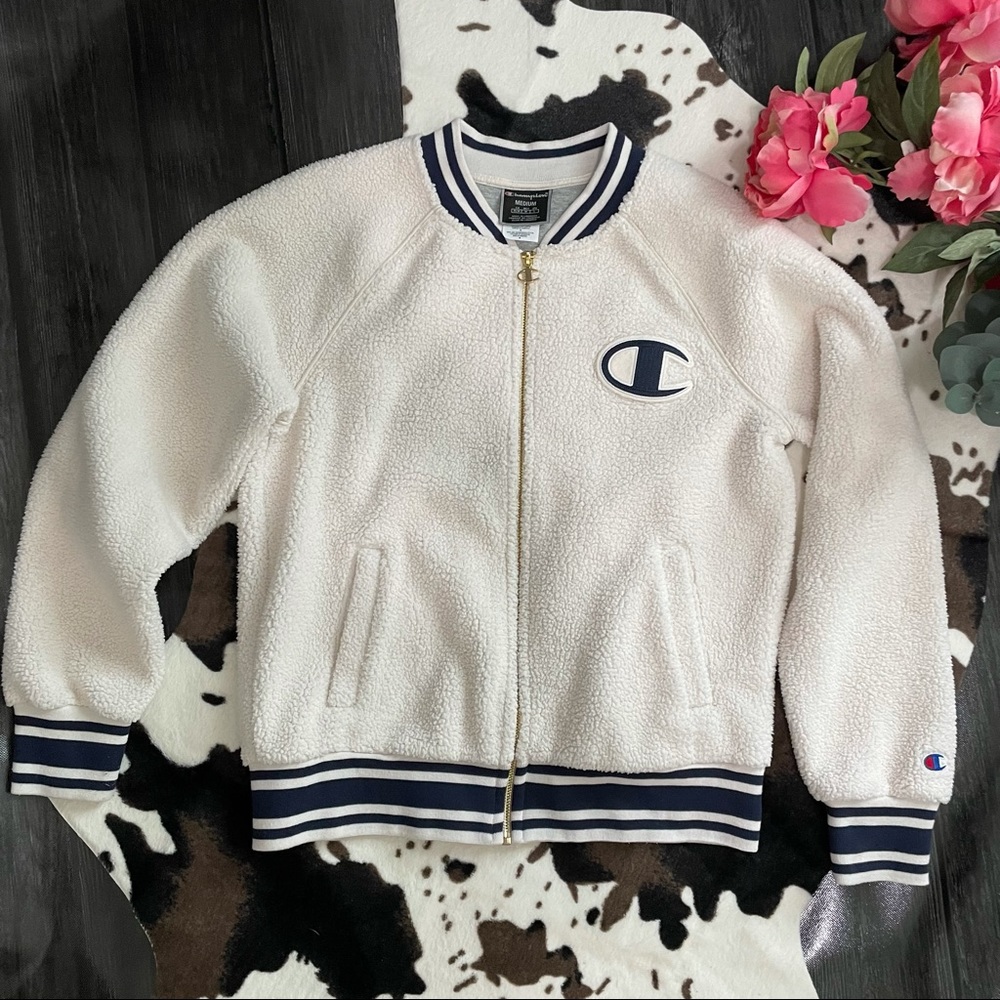 Champion Sweater Jacket Size Medium